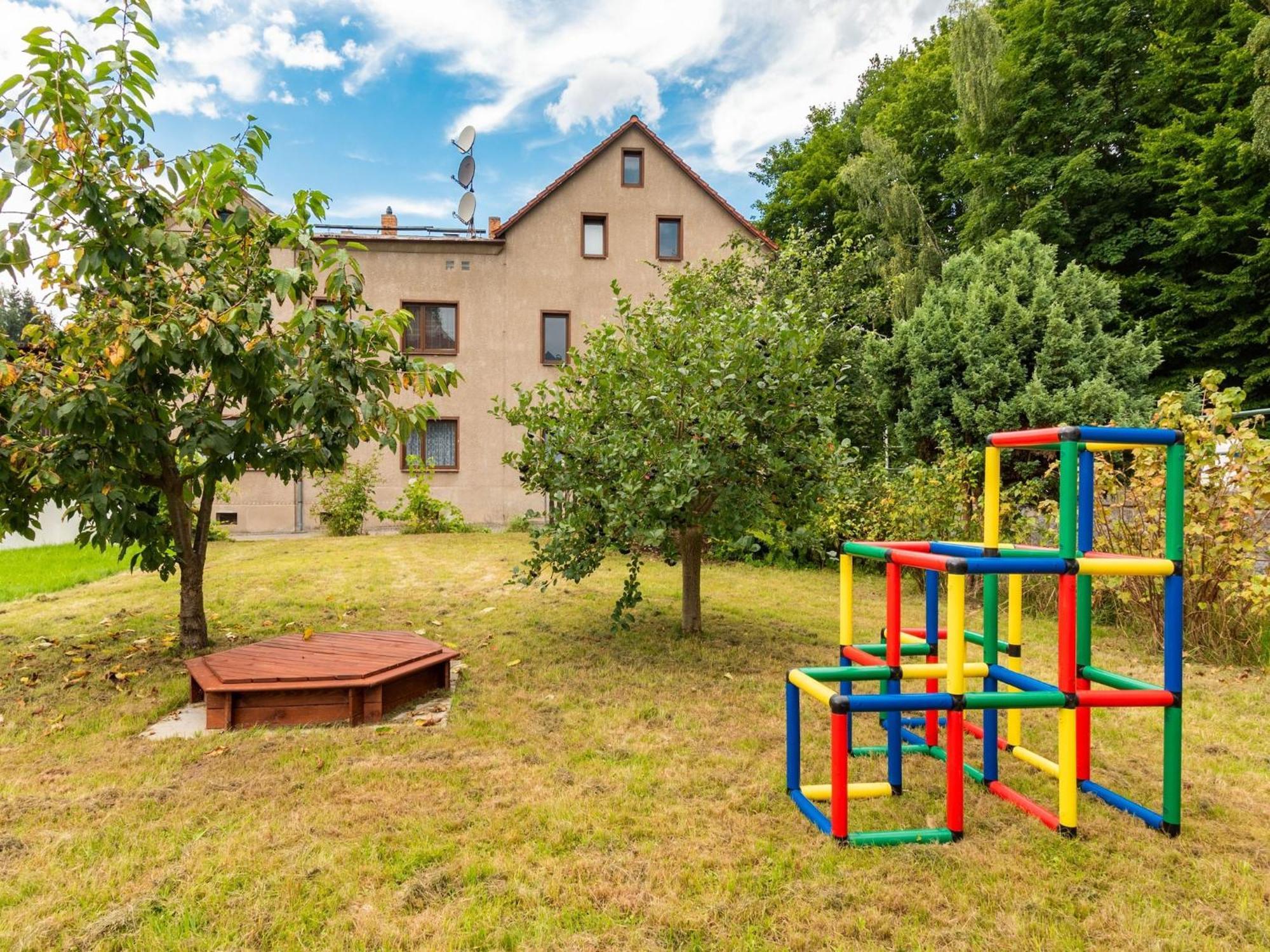 Modern Apartment In Sebnitz With A Terrace In Sebnitz Extérieur photo